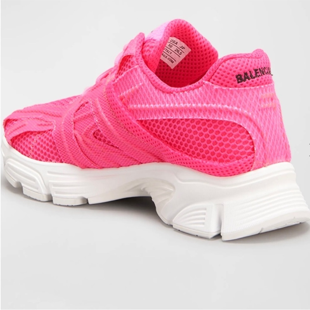 Balenciaga Women's Vibrant Pink Phantom Sneakers.Size 40 /10 US. NWB Dust Bag - Picture 17 of 17